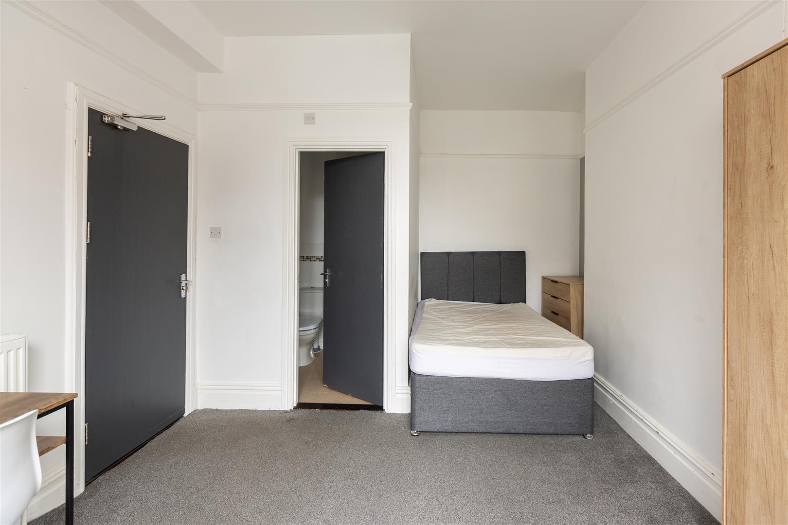 Trafalgar Place, Brynmill, Swansea, SA2 0BU